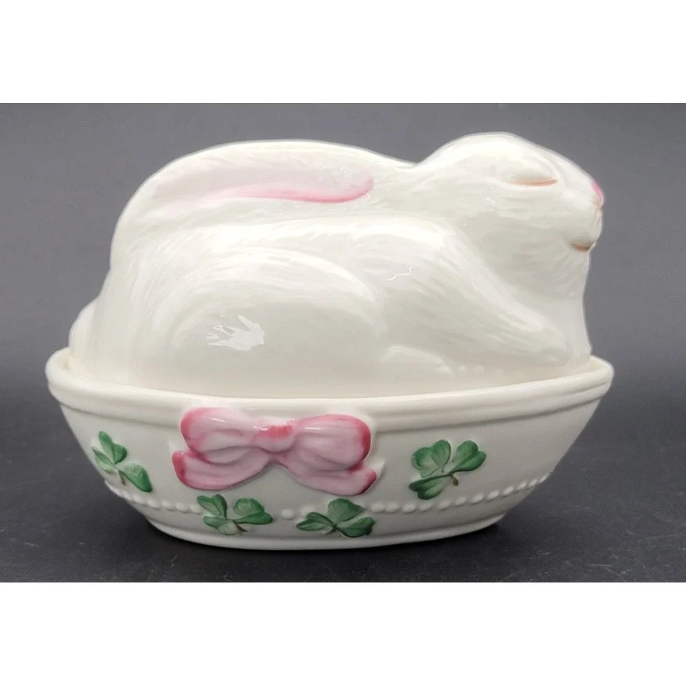 Belleek Ireland Bunny Covered Trinket Box Shamrock Porcelain Rabbit Dish